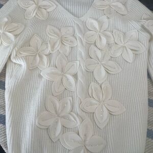 Elegant White Floral Sweater